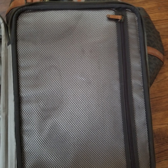 Michael Kor  Authentic 💥💥 - Picture 4 of 8